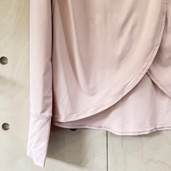 ATHLETA Sunlover UPF Top Size Small Tulip Back Active Workout Top Light Pink - Picture 5 of 14